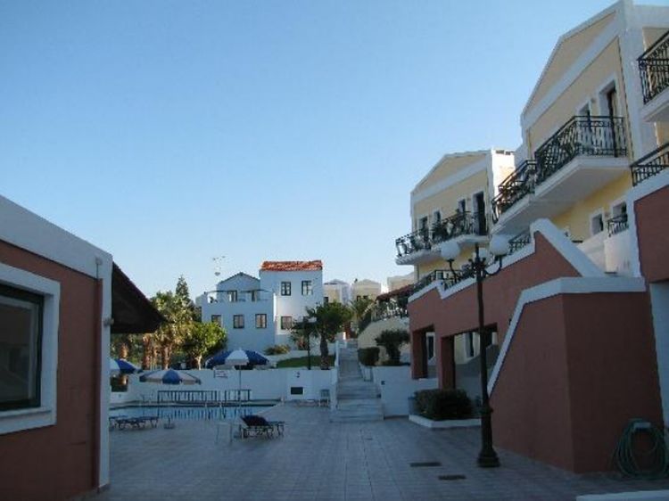 Camari Garden Hotel Apartments Gerani  Ngoại thất bức ảnh