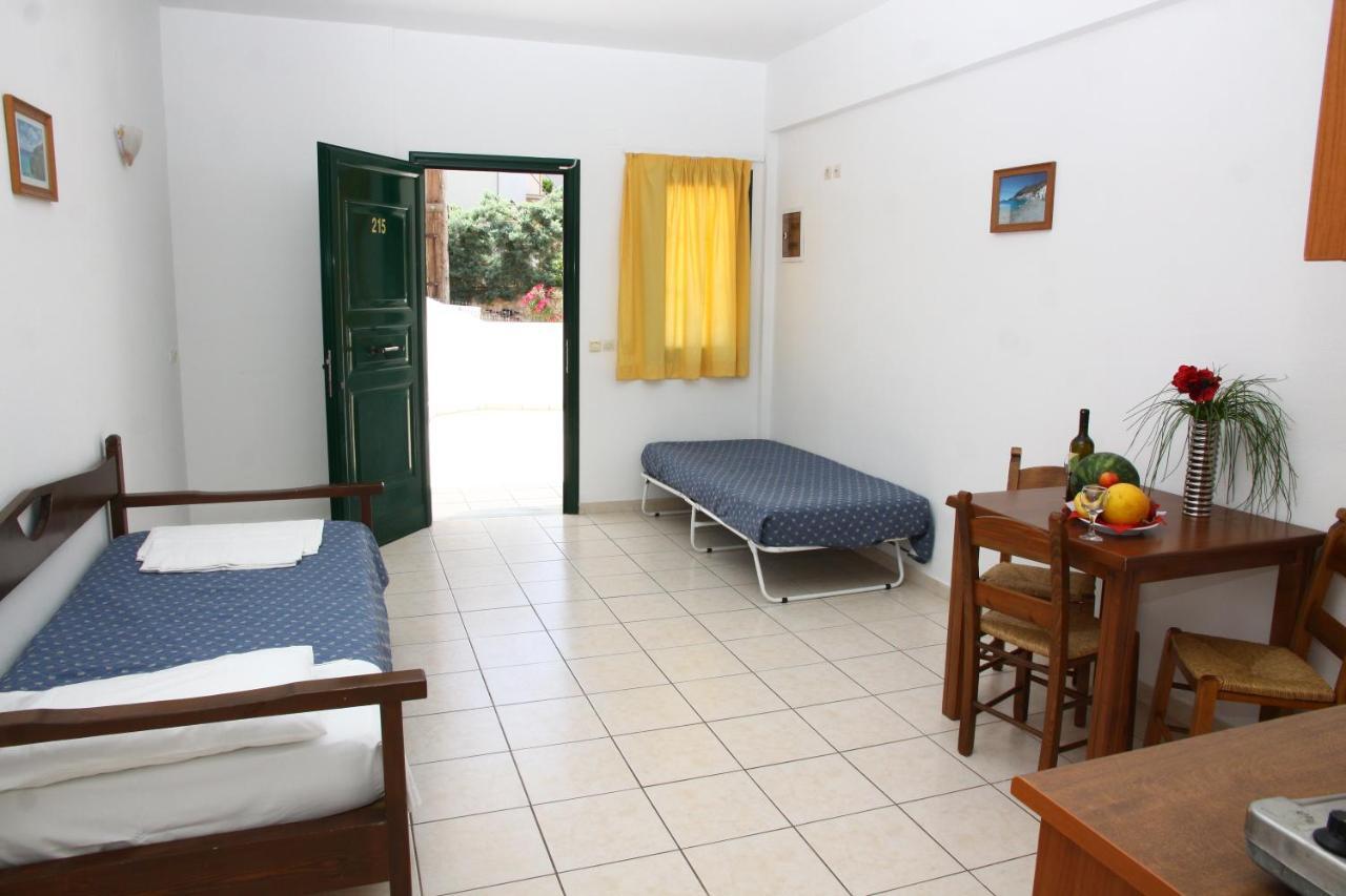 Camari Garden Hotel Apartments Gerani  Ngoại thất bức ảnh