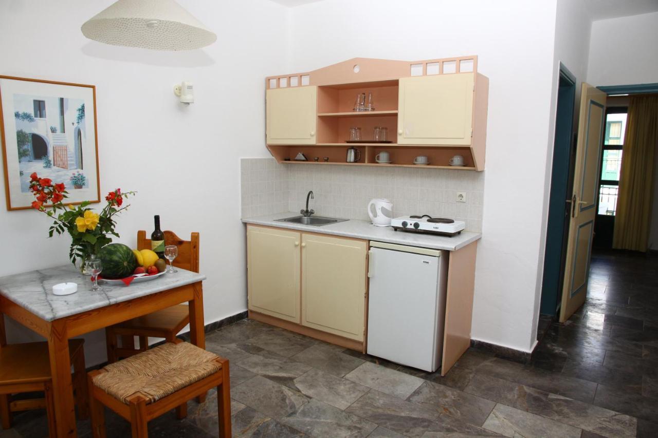 Camari Garden Hotel Apartments Gerani  Ngoại thất bức ảnh