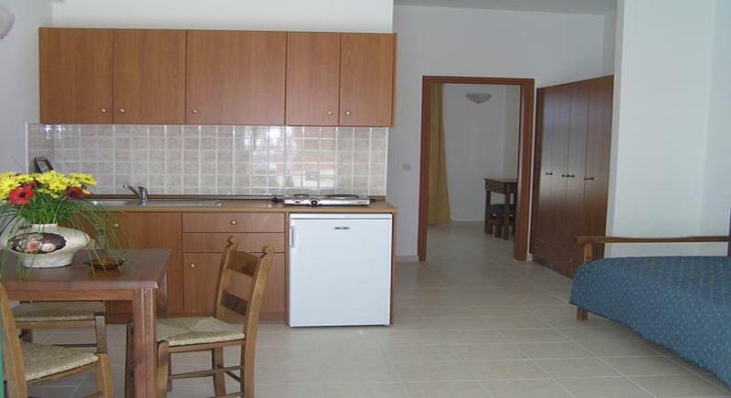 Camari Garden Hotel Apartments Gerani  Ngoại thất bức ảnh
