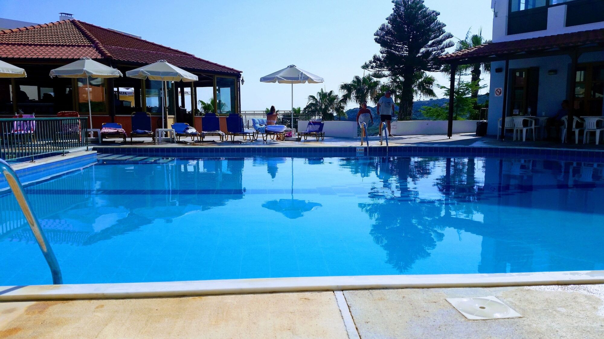 Camari Garden Hotel Apartments Gerani  Ngoại thất bức ảnh