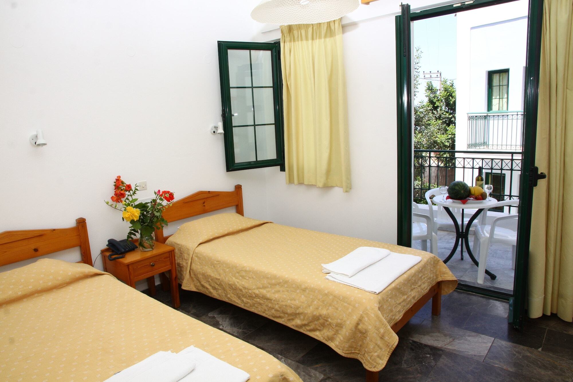 Camari Garden Hotel Apartments Gerani  Ngoại thất bức ảnh